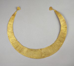 青銅器時代初期のコルク出身のルヌラ（金）